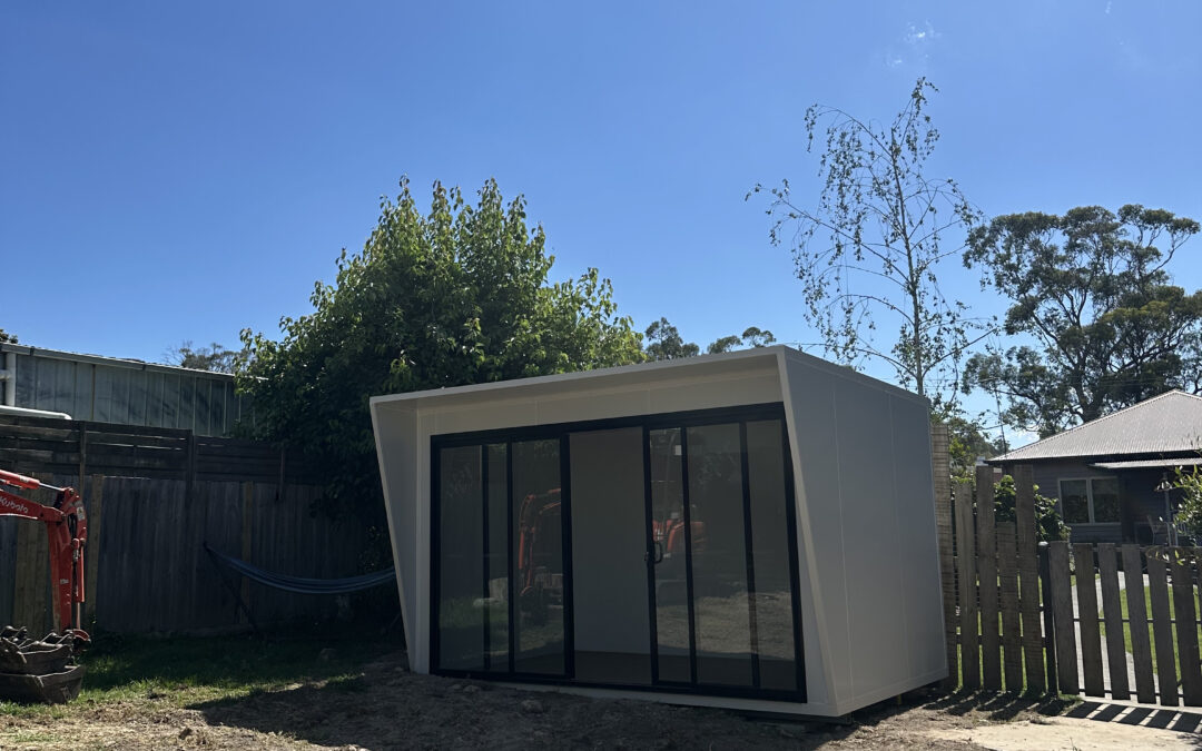 2.4 x 4.0m White Color Pod